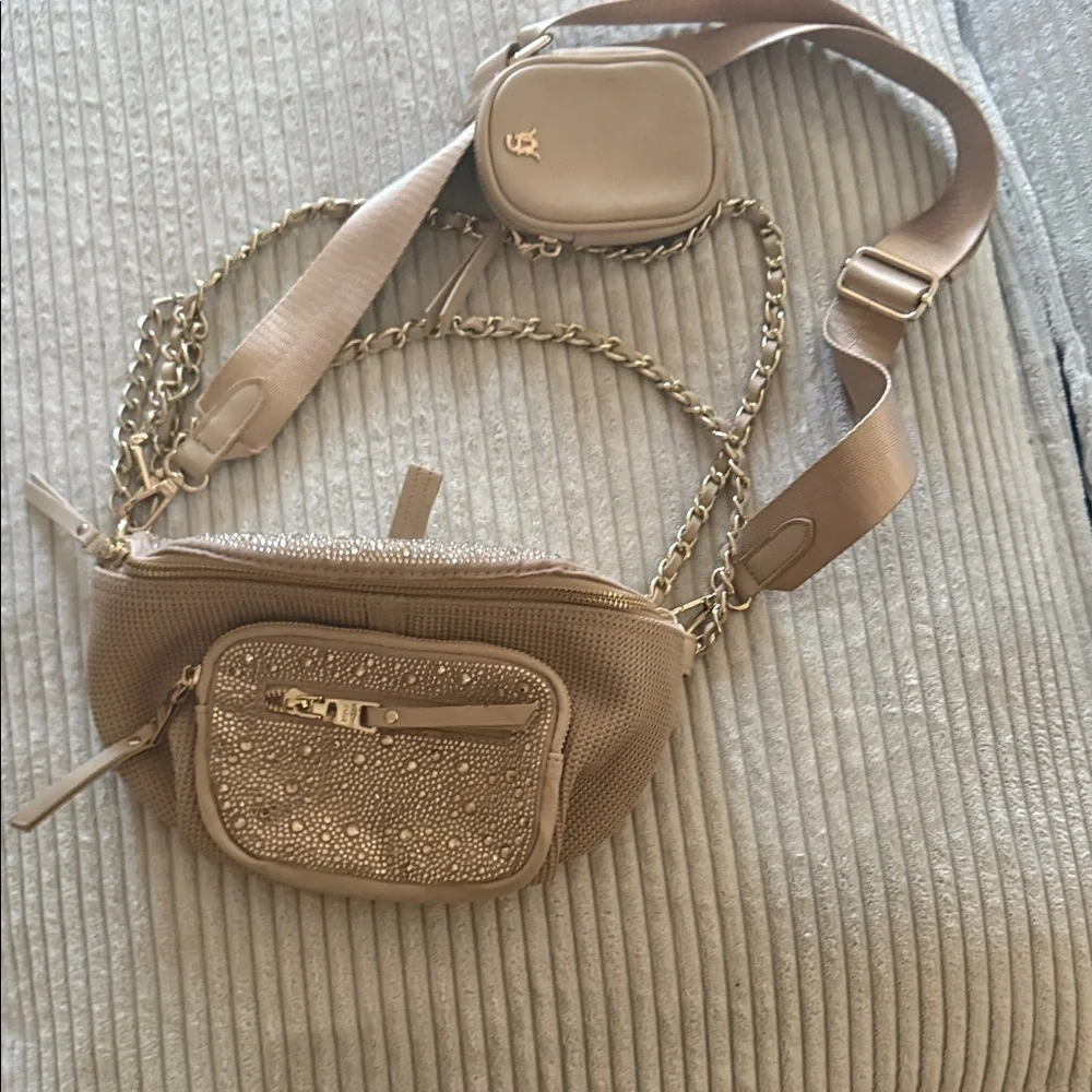 Steve Madden Gold Crossbody Bag Set - Picture 1 of 5